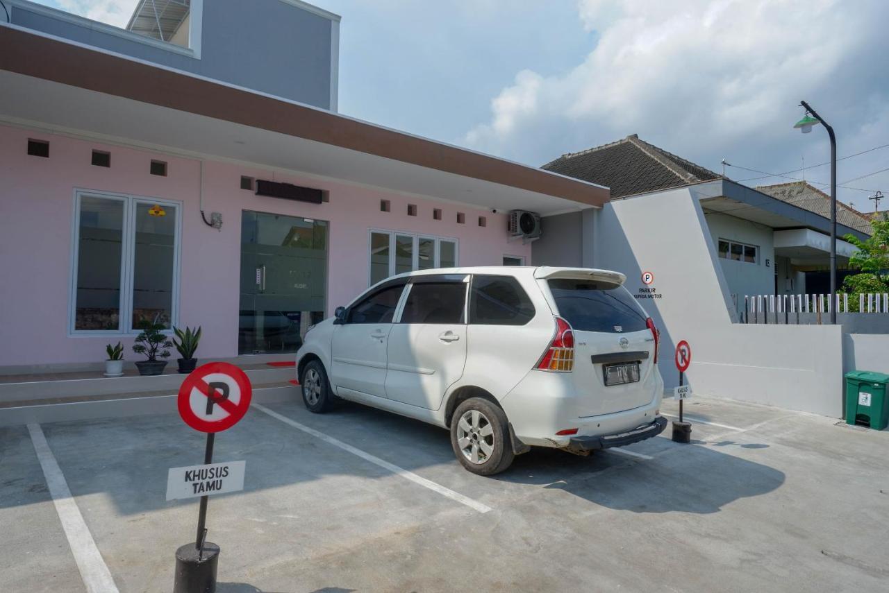 Reddoorz Near Rita Supermall Purwokerto 2 Exterior foto