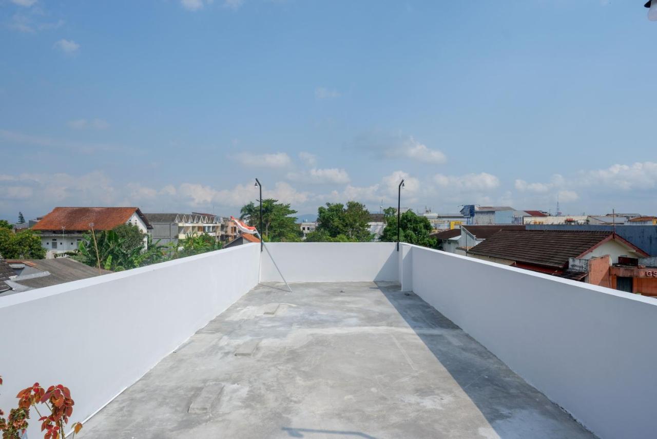 Reddoorz Near Rita Supermall Purwokerto 2 Exterior foto