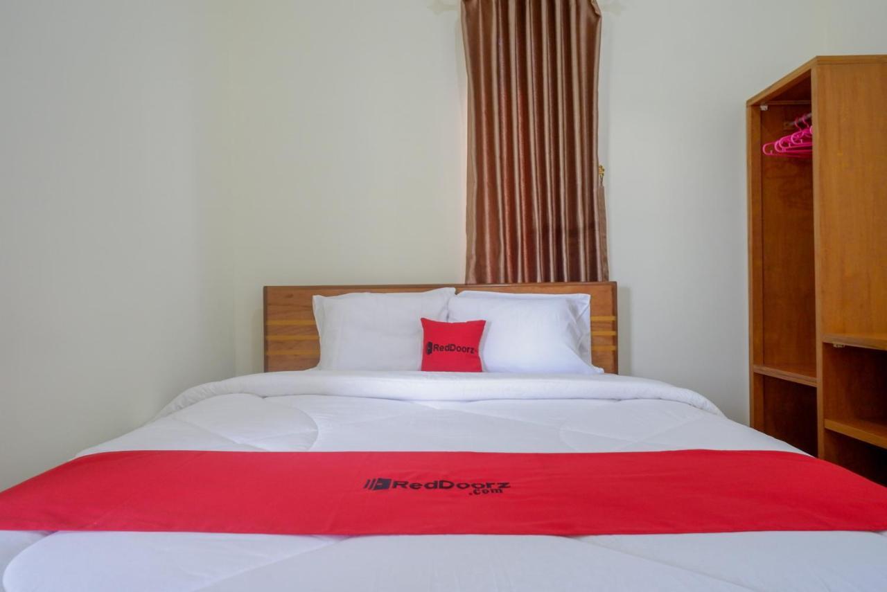 Reddoorz Near Rita Supermall Purwokerto 2 Exterior foto