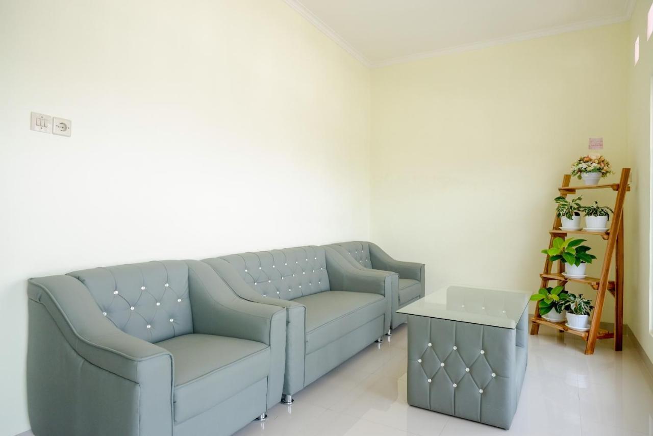Reddoorz Near Rita Supermall Purwokerto 2 Exterior foto